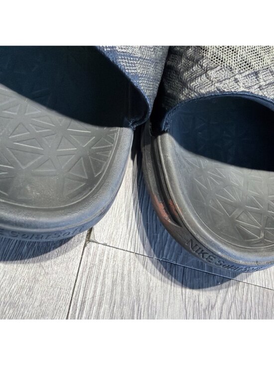 Nike Benassi Solarsoft Sandals Slides Size 13 Black Slippers On 705474-091